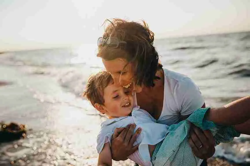 Evaheld mum and son at the beach featured image for advance-directive-vs-living-will